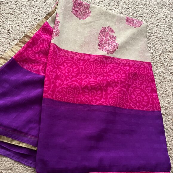 Elegant Georgette Saree in Purple, Pink & Cream | Zari Motif Print | Soft & Ligh - Picture 4 of 12